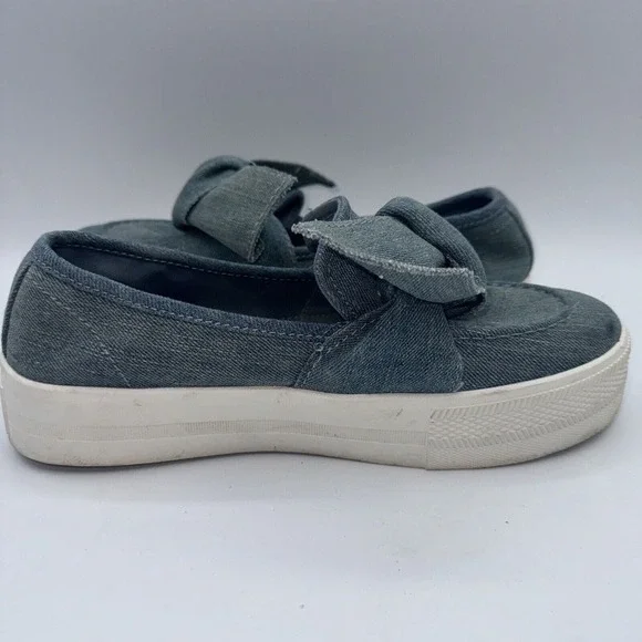 G By Guess Shoes Womens Sz 8M Blue‎ White Slip Ons - Picture 6 of 7